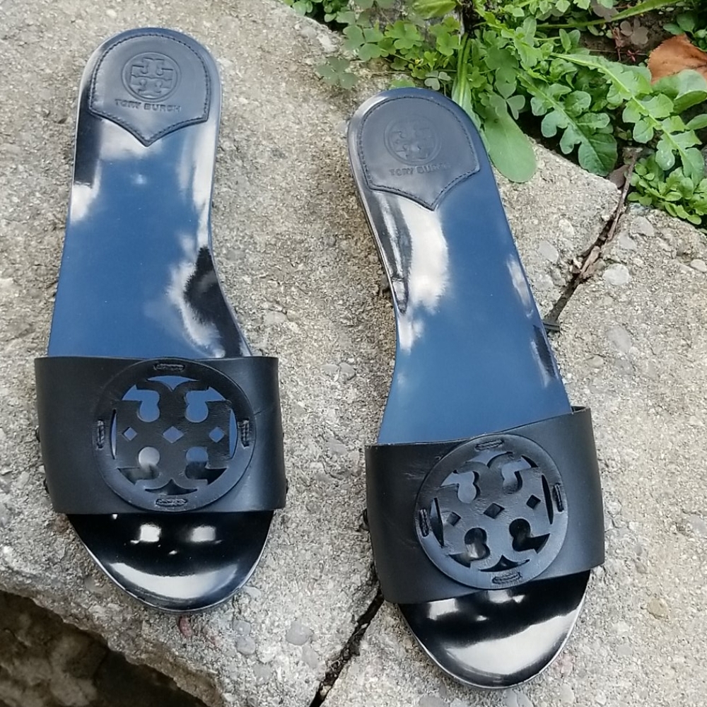 TORY BURCH Sandals - Picture 2 of 8